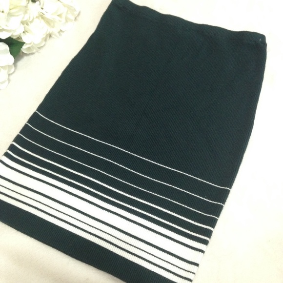 Popular 21 Teal and Bottom White Striped Ribbed Knitted Midi Skirt - Picture 5 of 6